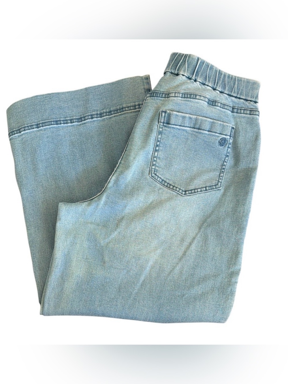 Susan Graver Faded Light Blue Denim Jeans - Picture 9 of 10